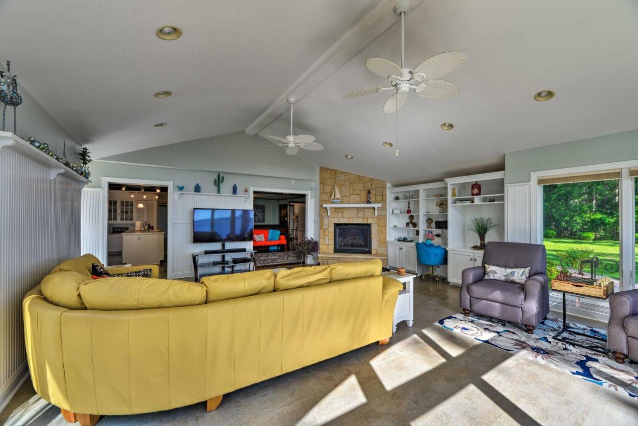Bayfront Blounts Creek Home Private Beach And Dock! Whichard Beach Eksteriør bilde